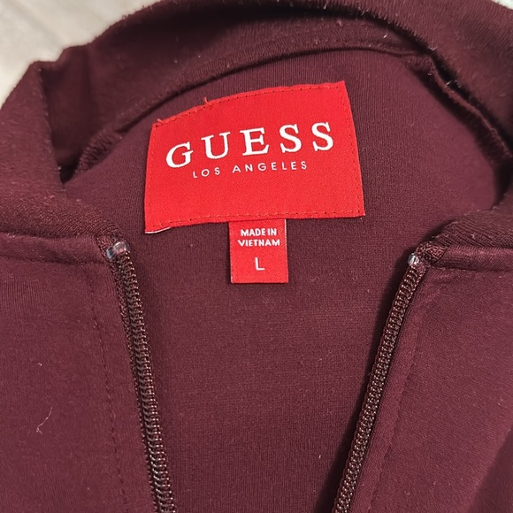 Men Guess Sweatsuit - Picture 5 of 7